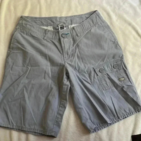 The North Face Shorts Long Ripstop Hiking Size 8 light Blue-grey - Picture 1 of 6